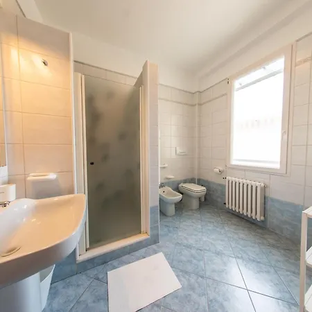 La Corte Di Ercole Orario * Ravenna