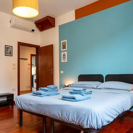 La Corte Di Ercole Orario Apartment