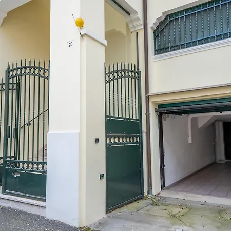 La Corte Di Ercole Orario Apartment *