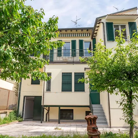 La Corte Di Ercole Orario Apartment *