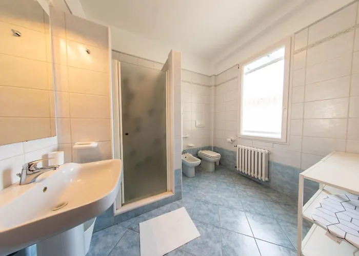 La Corte Di Ercole Orario * Rawenna