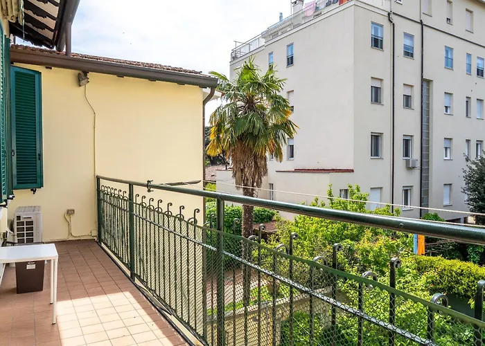 La Corte Di Ercole Orario 拉文纳